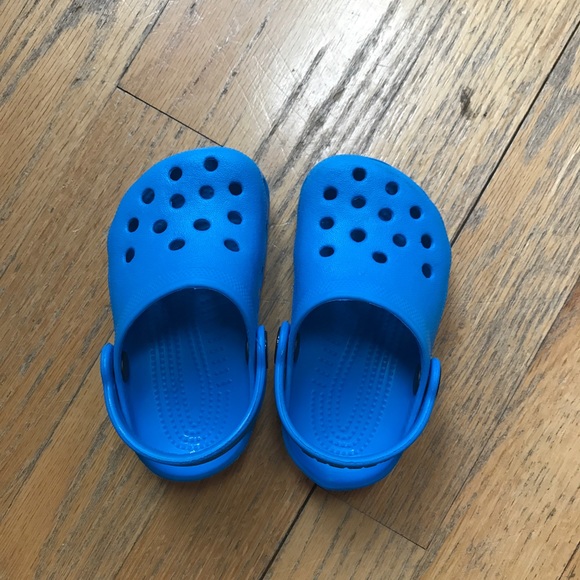 crocs size 45